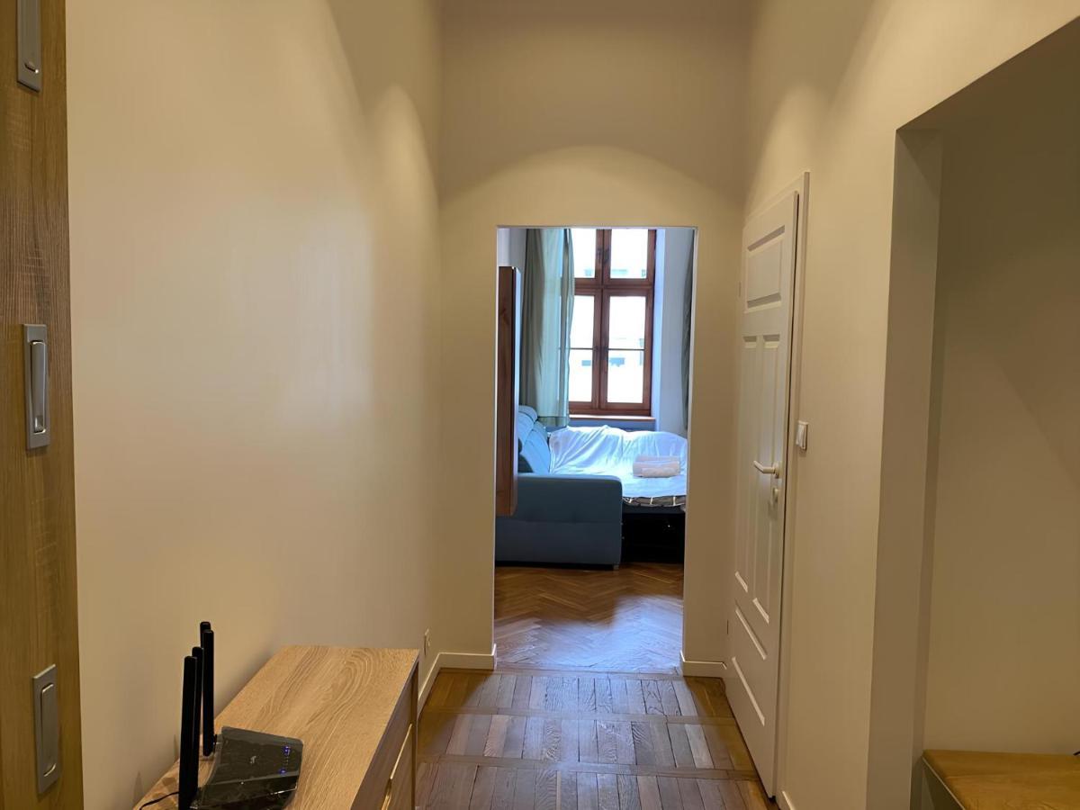 Cozy Flat In Rynek Apartment วรอตซวาฟ ภายนอก รูปภาพ